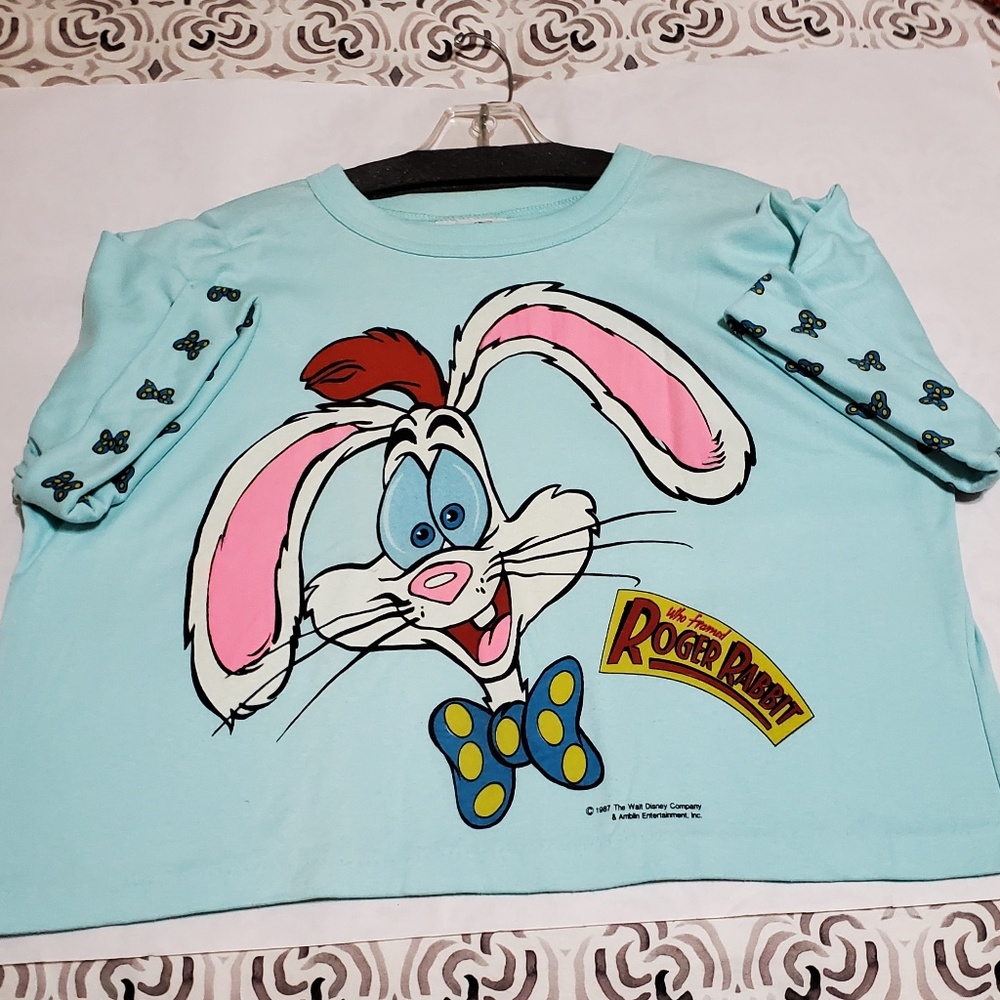 RARE / VINTAGE ROGER RABBIT Women’s Top